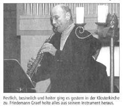 Festlich, besinnlich und heiter ging es gestern in der Klosterkirche zu. Friedemann Graef holte alles aus seinem Instrument heraus.